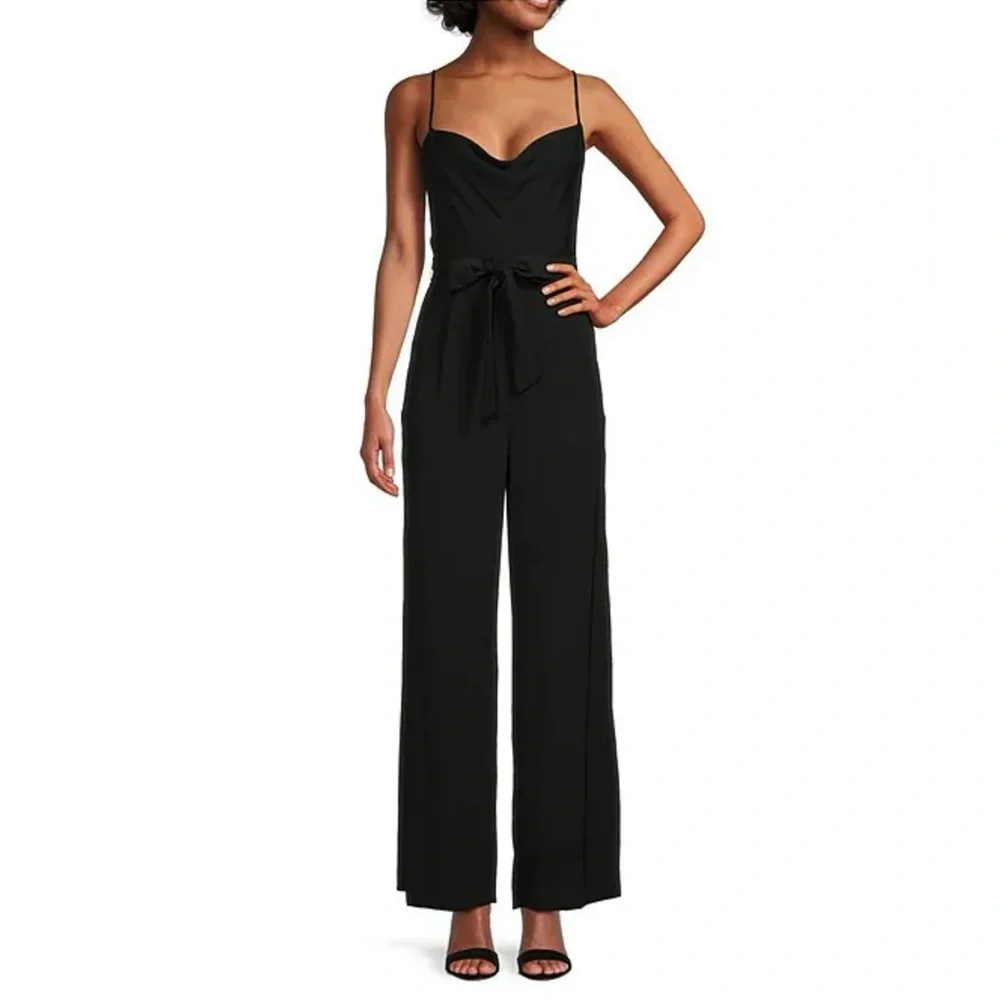 ๐ ANTONIO MELANI Black Jumpsuit with Sweetheart Neckline and Wide-Leg - Picture 1 of 17